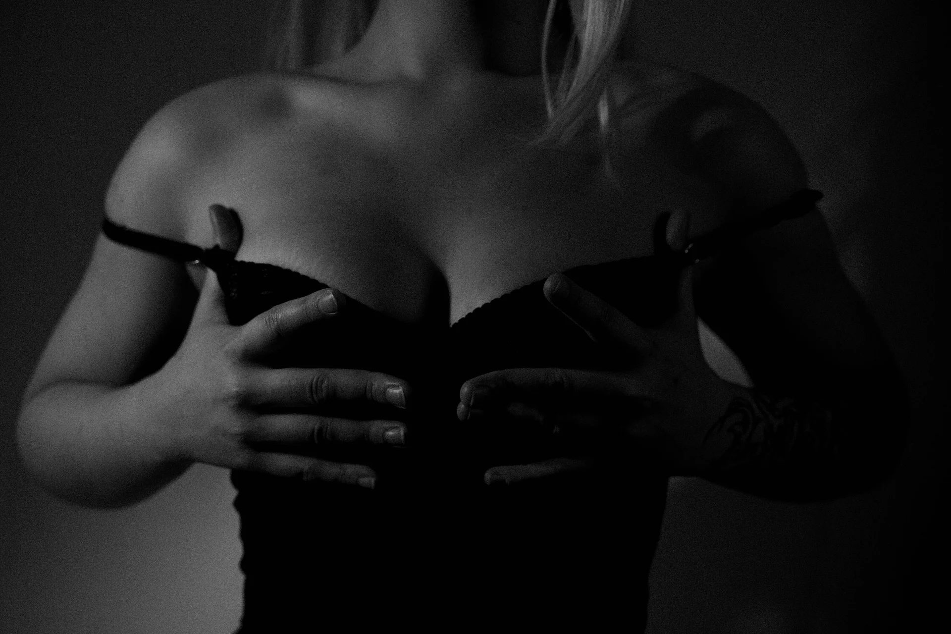 XXX Porn Photo of Nude eve_noir 1