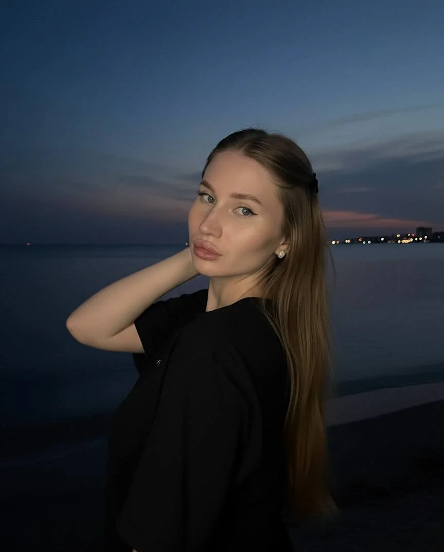 XXX Porn Photo of Nude Laura_pinky 5