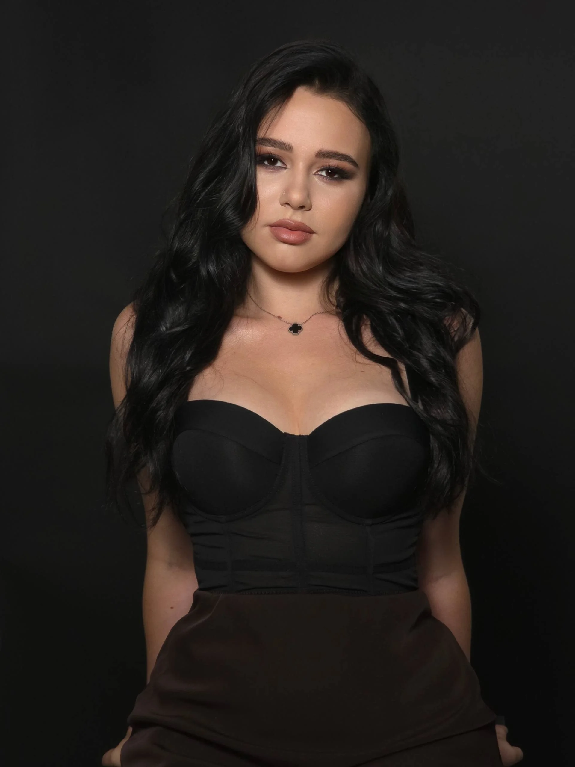 XXX Porn Photo of Nude TorrySrar 4