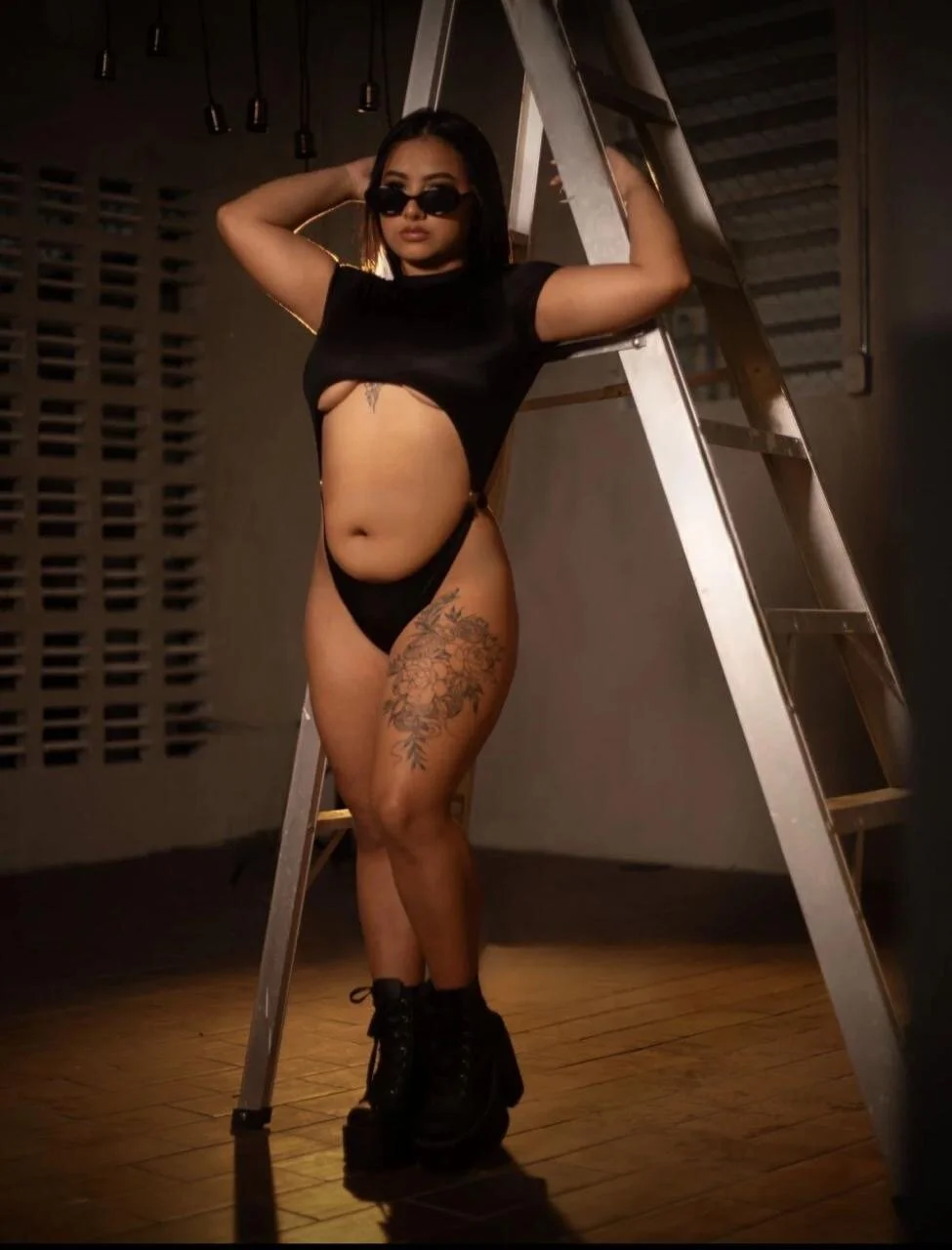 XXX Porn Photo of Nude NicolMillerr_ 7