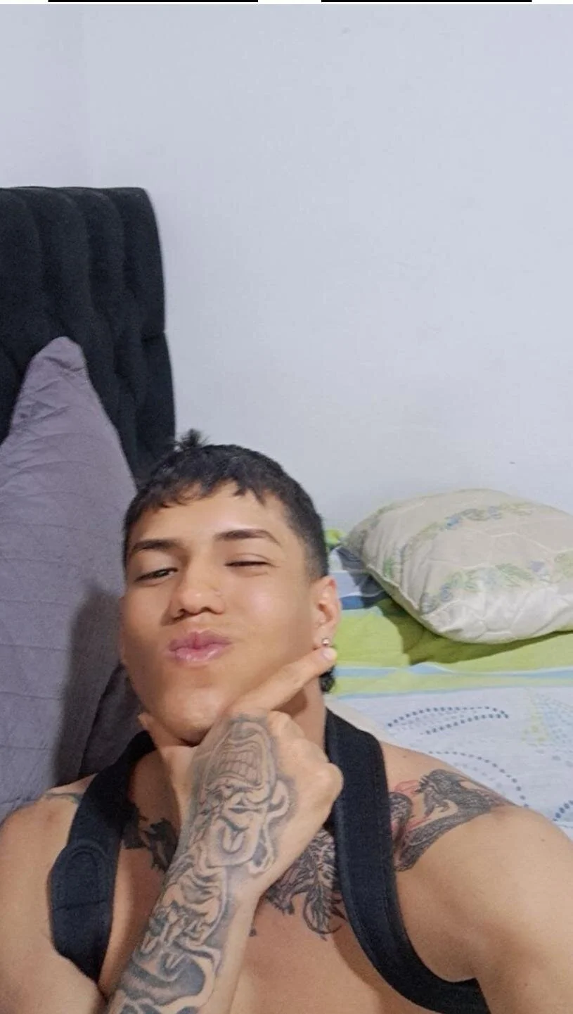 XXX Porn Photo of Nude Pardokevin 3