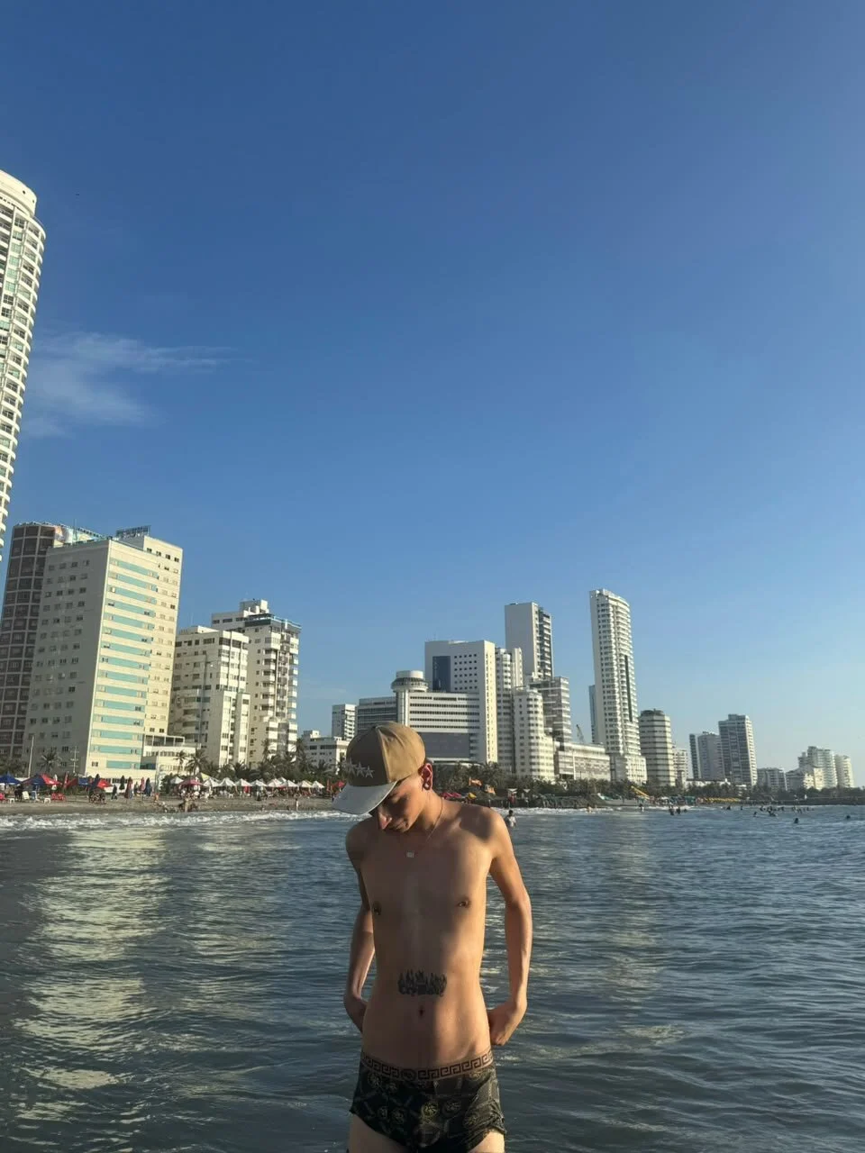 XXX Porn Photo of Nude slim_tian 31