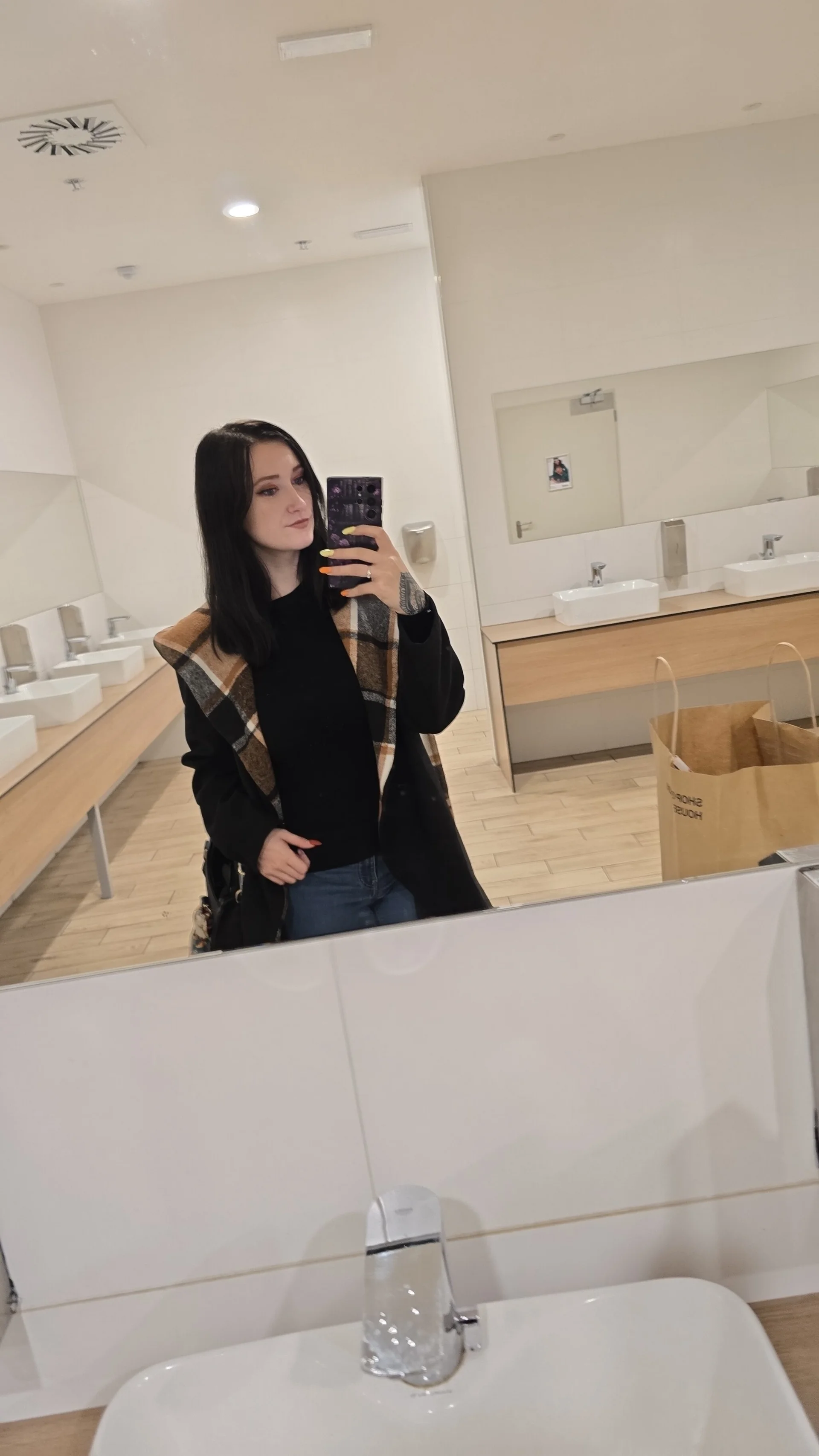 XXX Porn Photo of Nude AnisaHotBody 5
