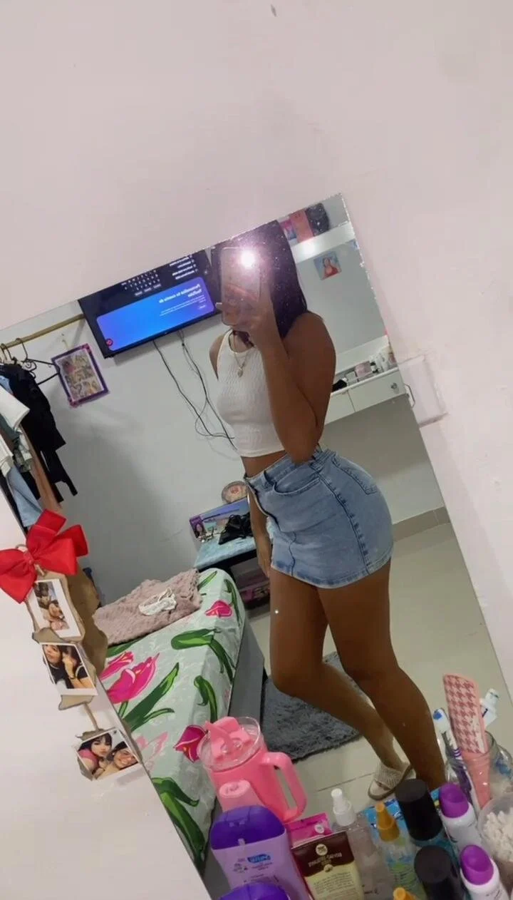 XXX Porn Photo of Nude Meredith_fiordi 4