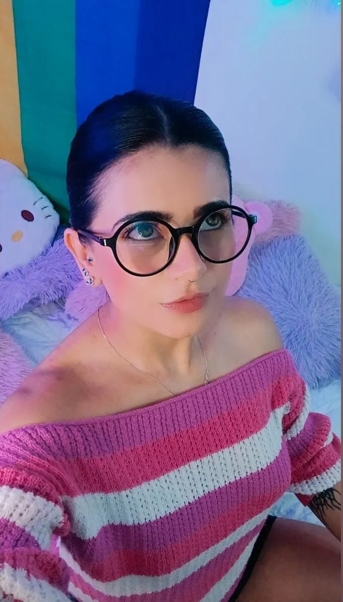 XXX Porn Photo of Nude bella_thixx 3