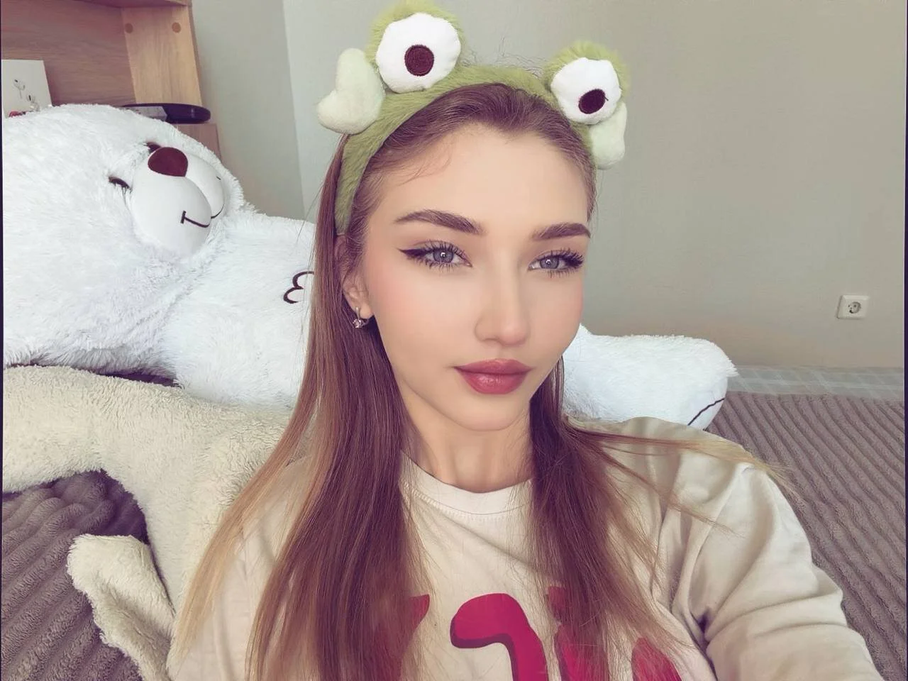 XXX Porn Photo of Nude AveryBerkson 12