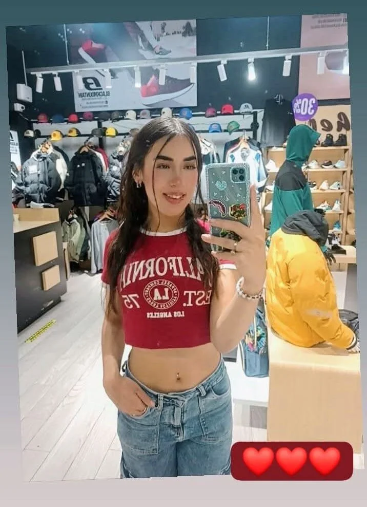 XXX Porn Photo of Nude Eimy_Blum 4