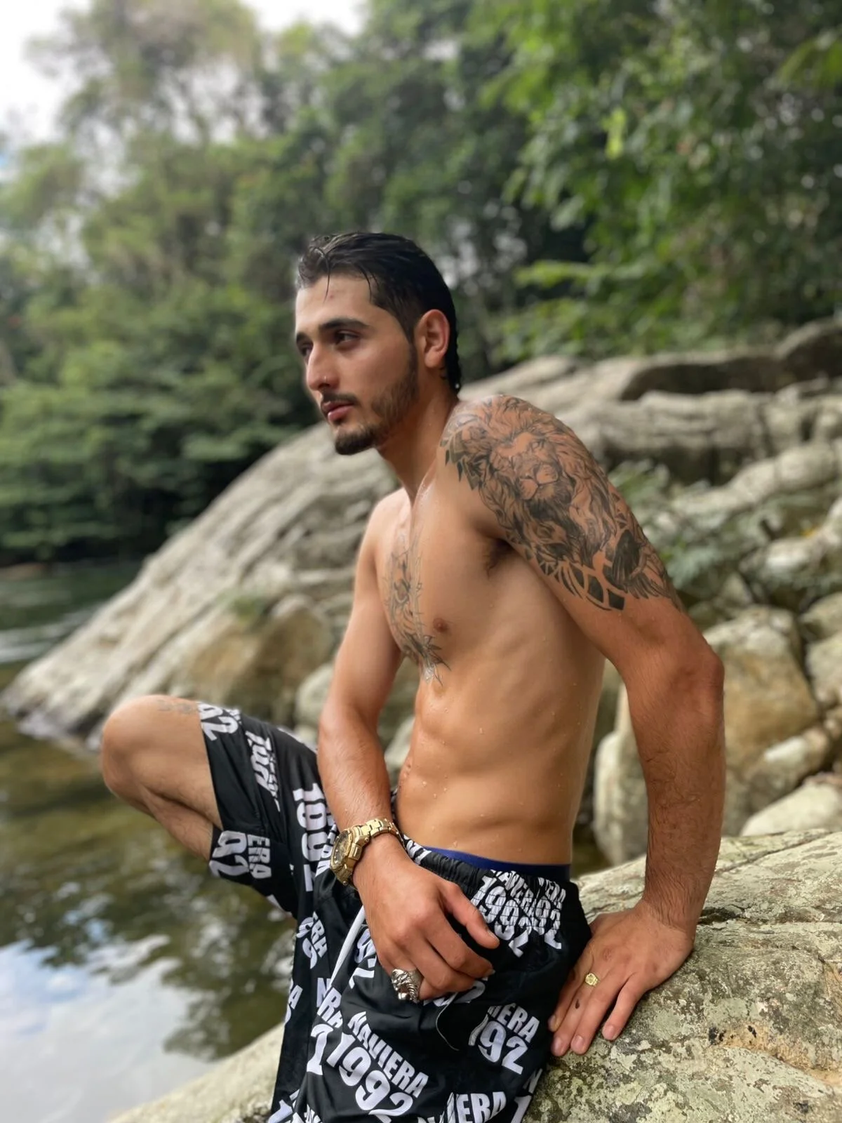 XXX Porn Photo of Nude alejo__323__ 7