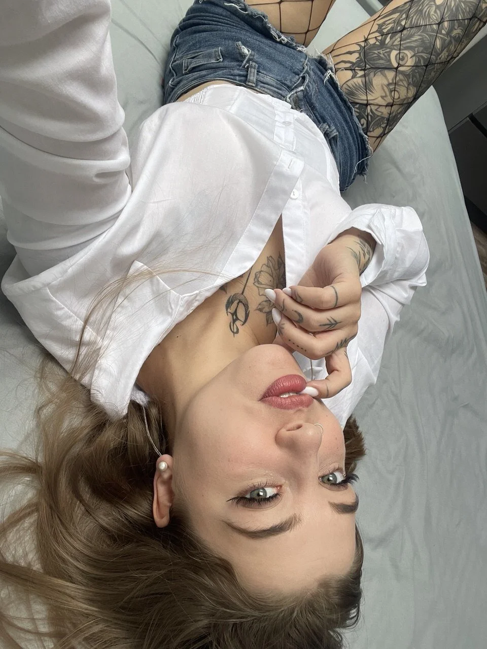 XXX Porn Photo of Nude Miley_and_Michael 2