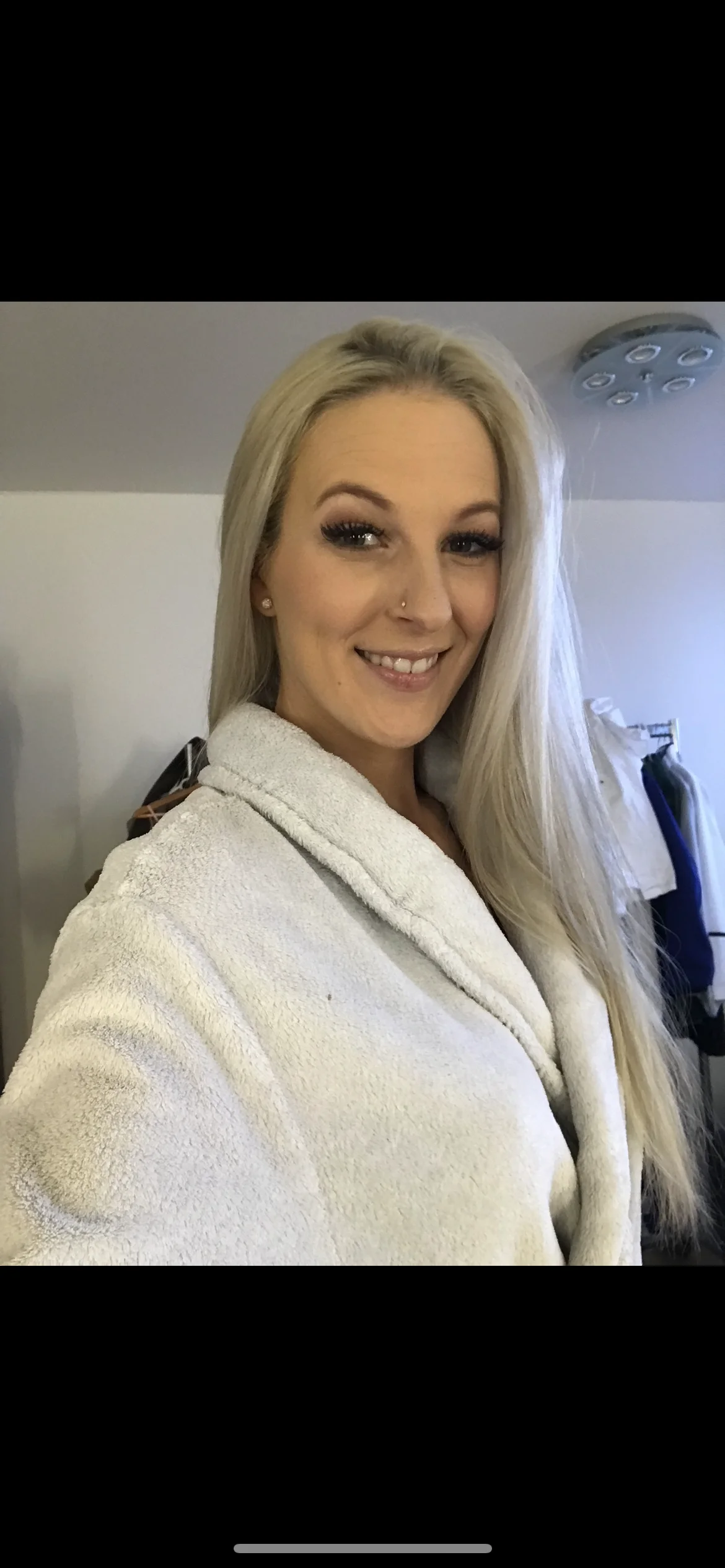 XXX Porn Photo of Nude MaviePearl 2