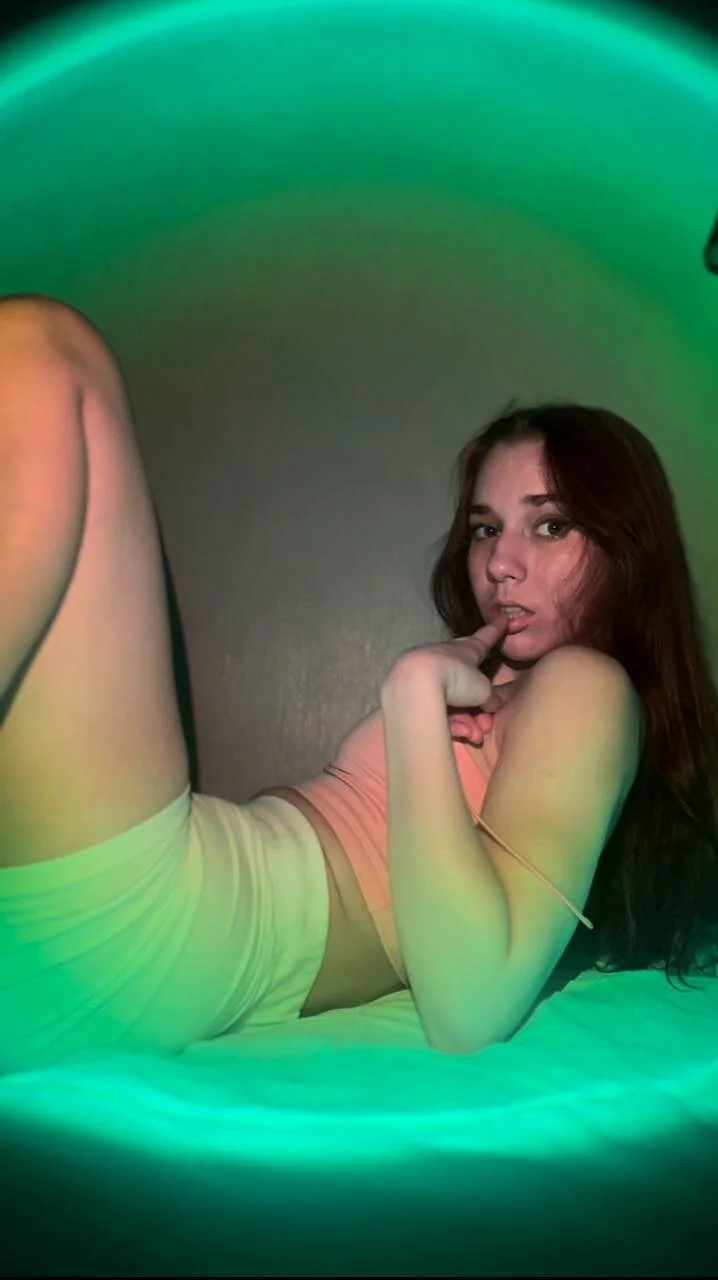 XXX Porn Photo of Nude PetraHambelton 121
