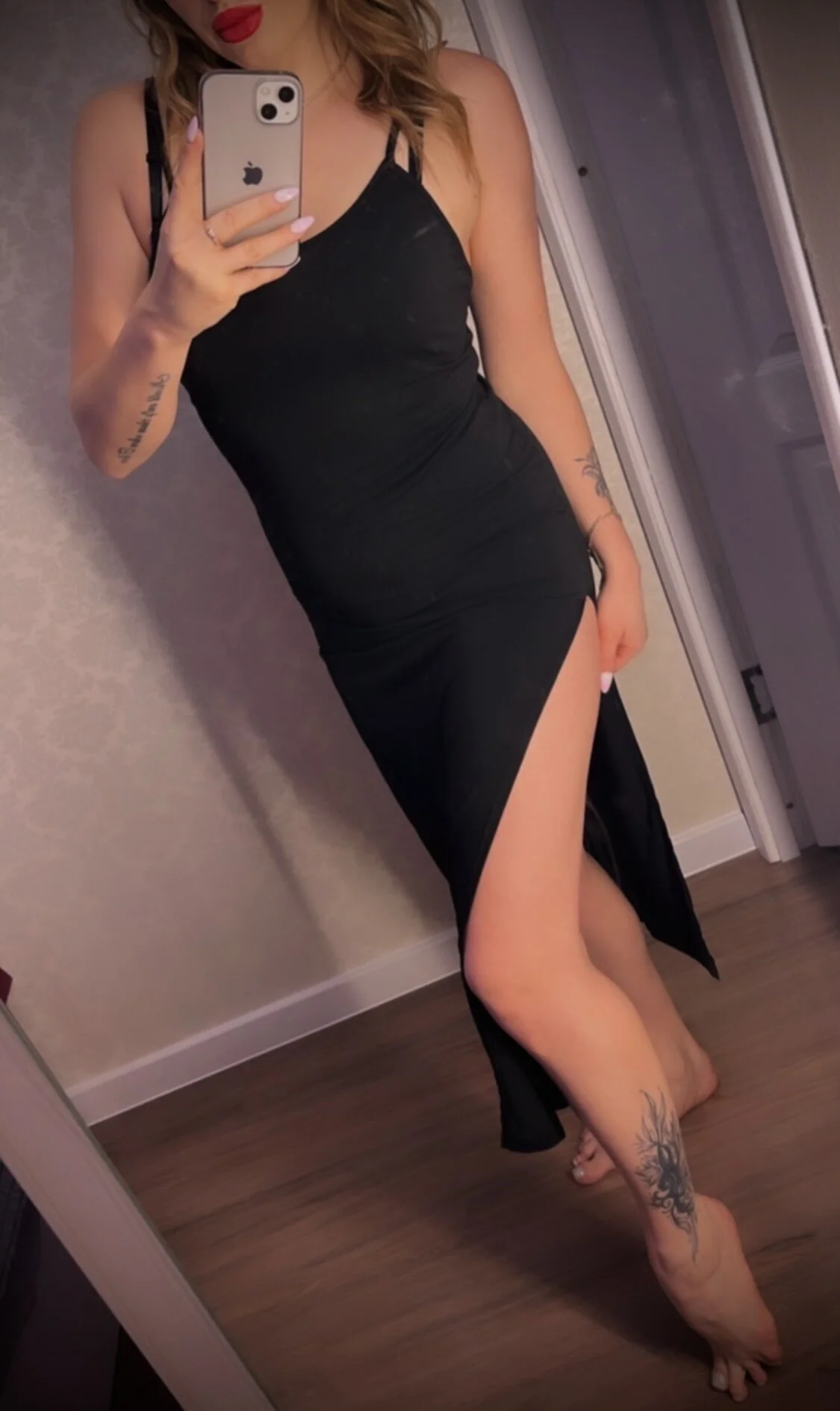 XXX Porn Photo of Nude Hot_Sexy_Angel 1