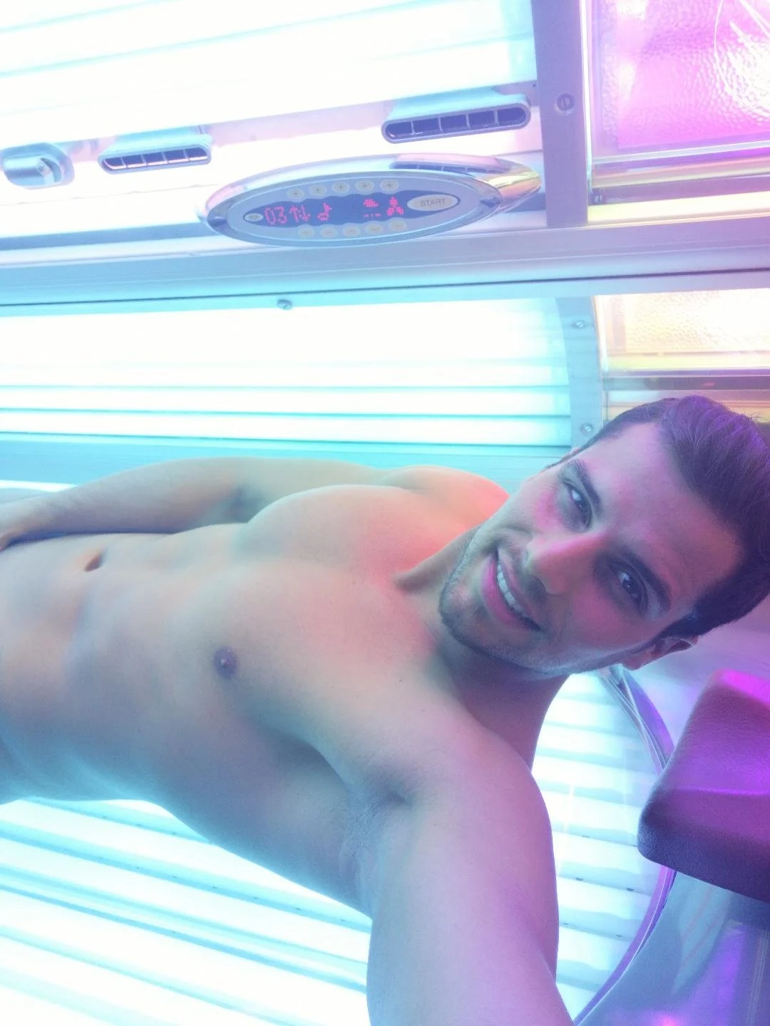 XXX Porn Photo of Nude rico_ricky 1