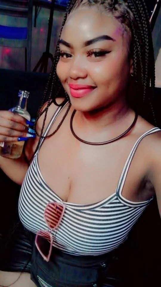 XXX Porn Photo of Nude Vexx_Queen95 4