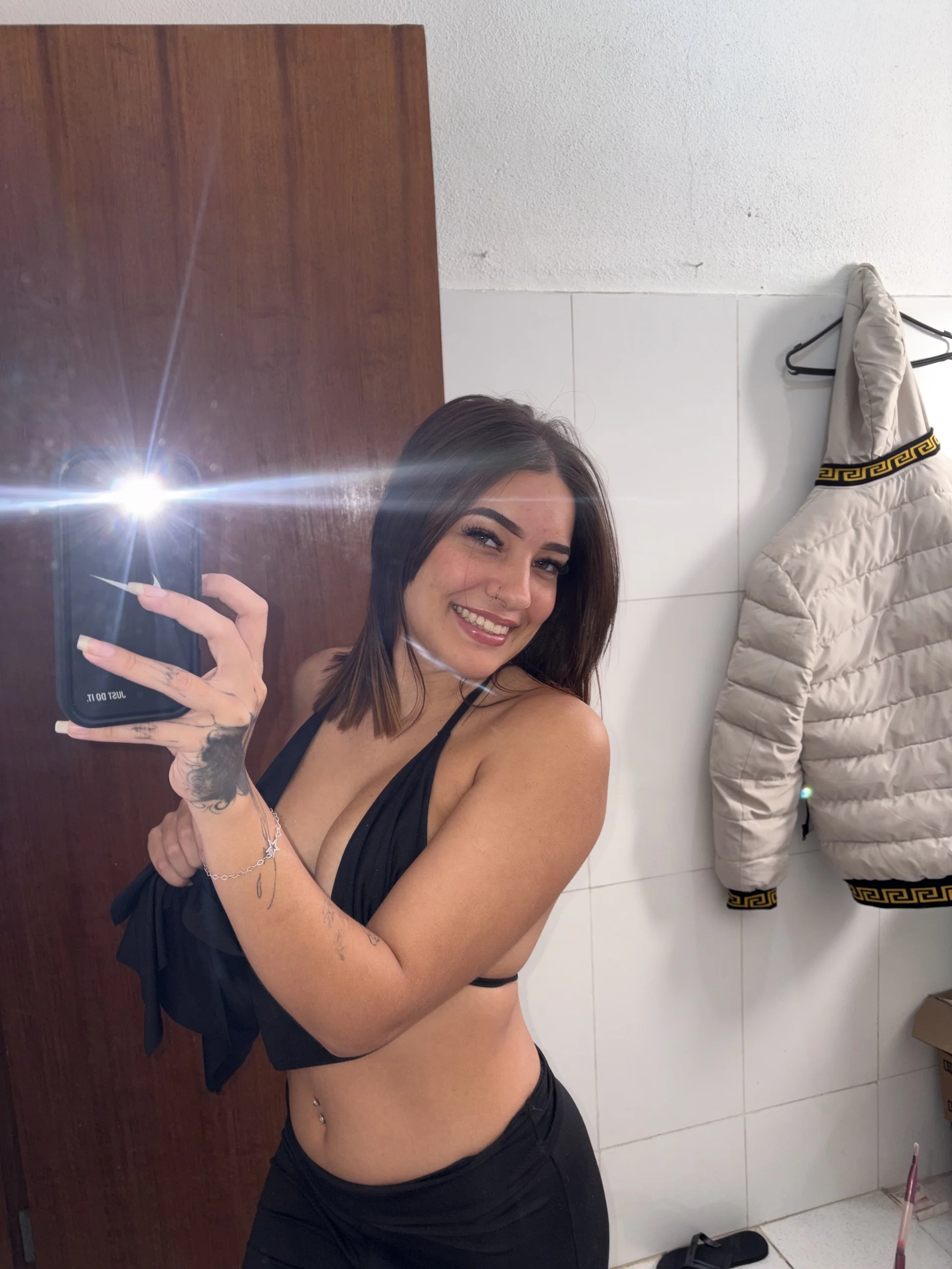 XXX Porn Photo of Nude marinalopessss 1