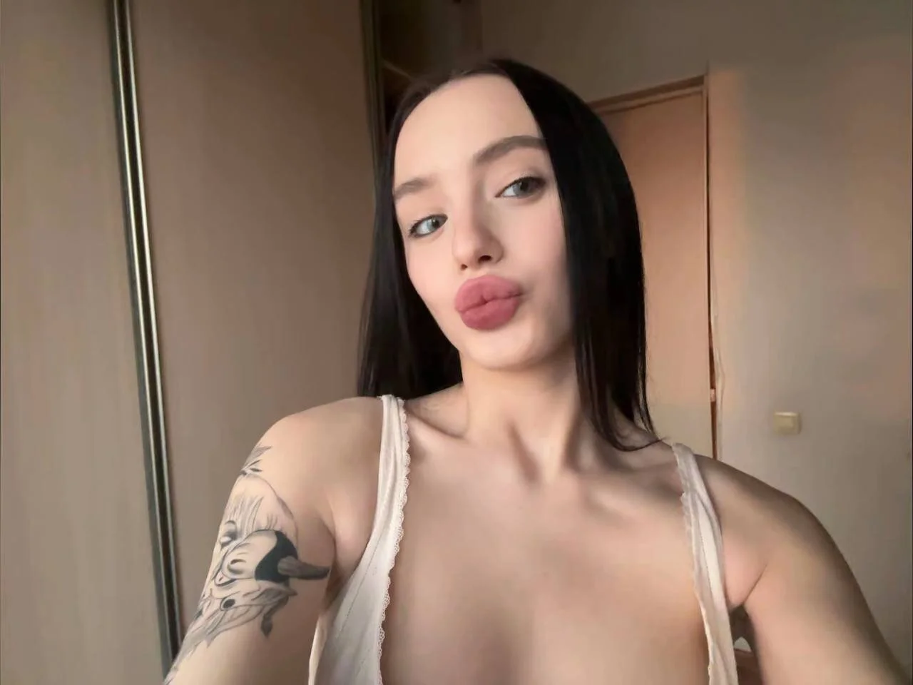 XXX Porn Photo of Nude MiaTee 1