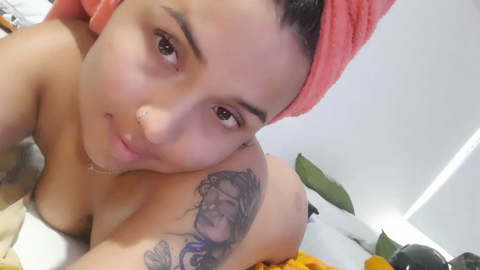 XXX Porn Photo of Nude hollyprincess_2 13