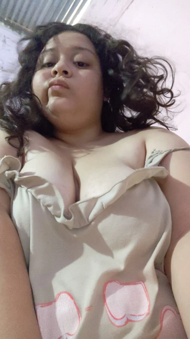XXX Porn Photo of Nude Big_tits_gamer 19
