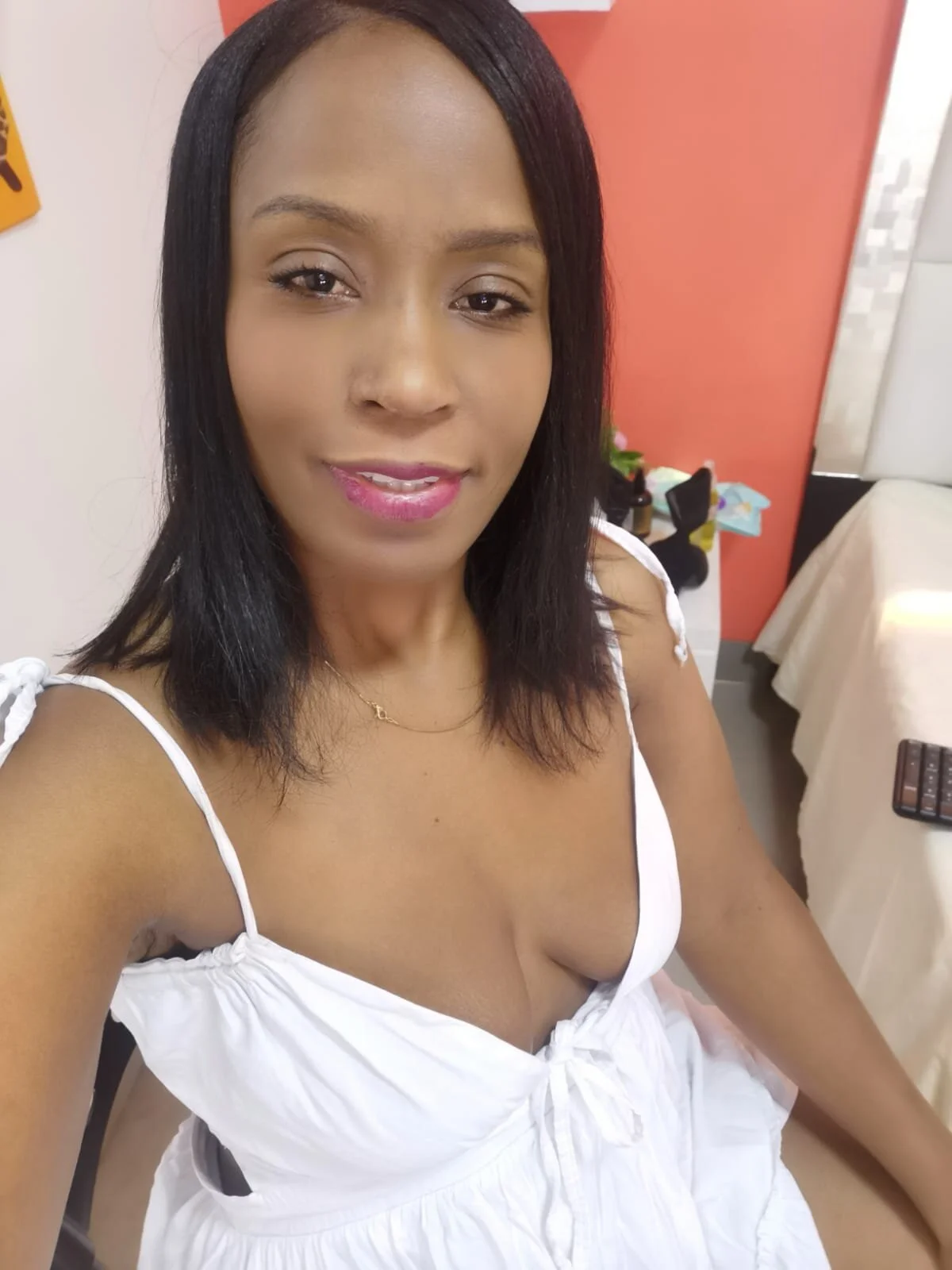 XXX Porn Photo of Nude Kendal_hot69_ 10