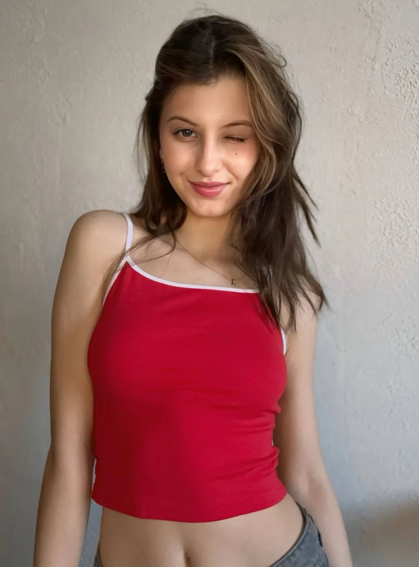 XXX Porn Photo of Nude LouiseChavez 536