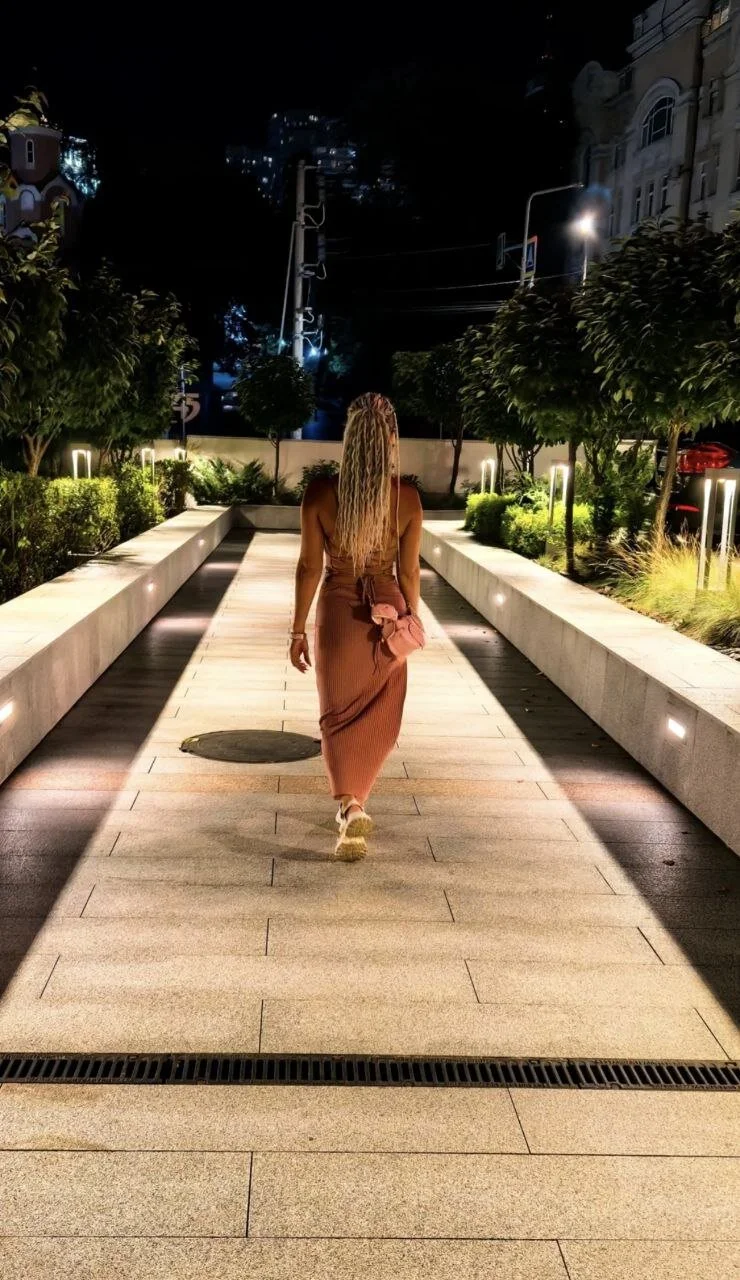 XXX Porn Photo of Nude rock_n_roxy 8