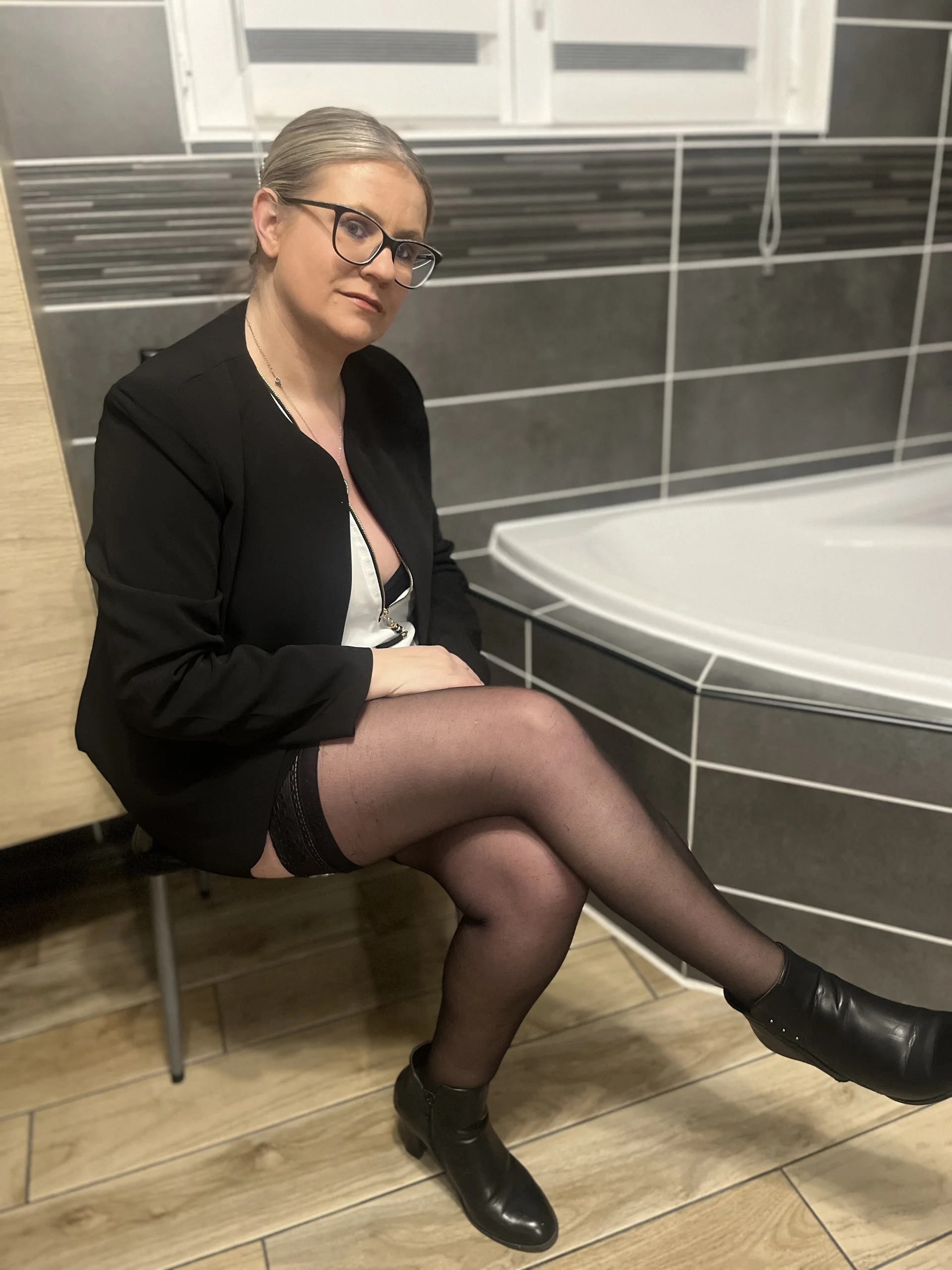 XXX Porn Photo of Nude lady_gloria69 1