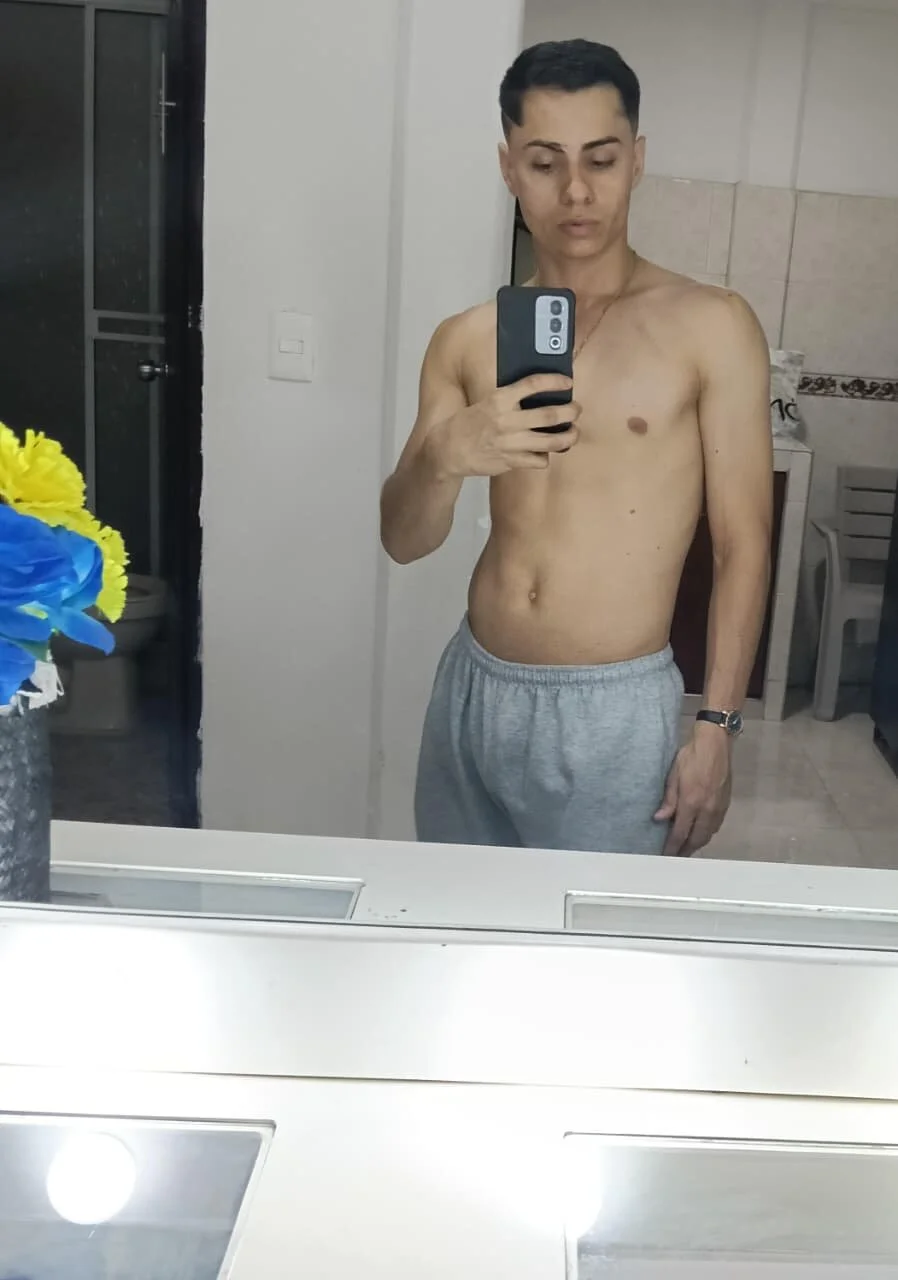 XXX Porn Photo of Nude LeoMonnroe 28