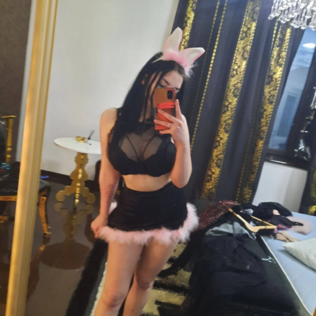 XXX Porn Photo of Nude Daenerys_Daenn 17