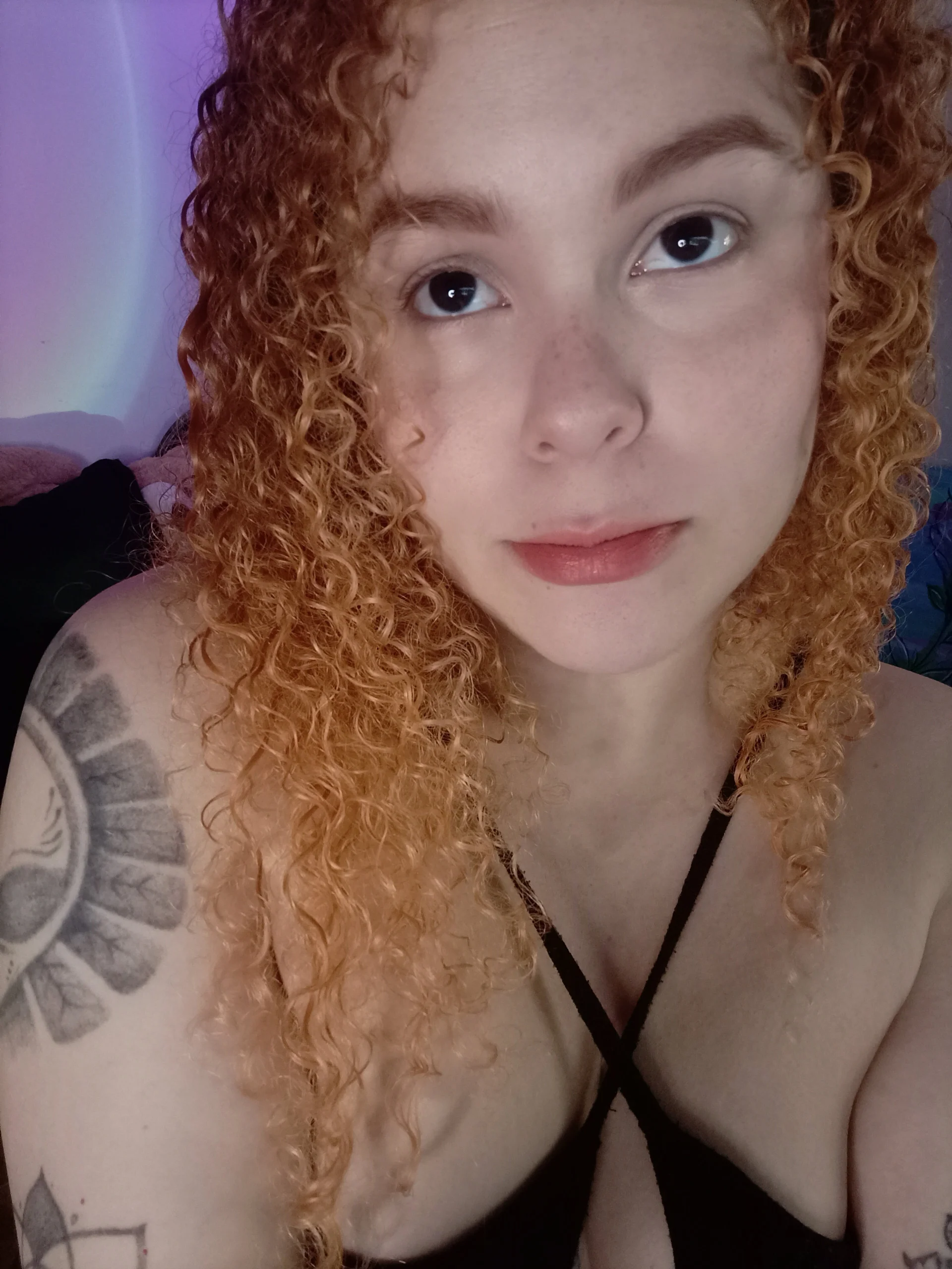 XXX Porn Photo of Nude Alaska_colors7 13