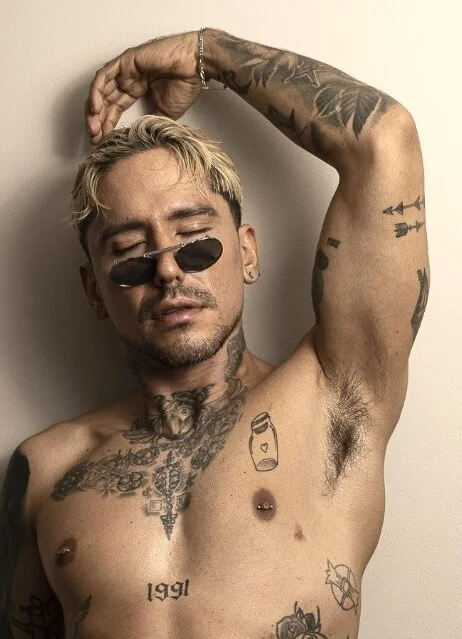 XXX Porn Photo of Nude MR_EITHAN 16