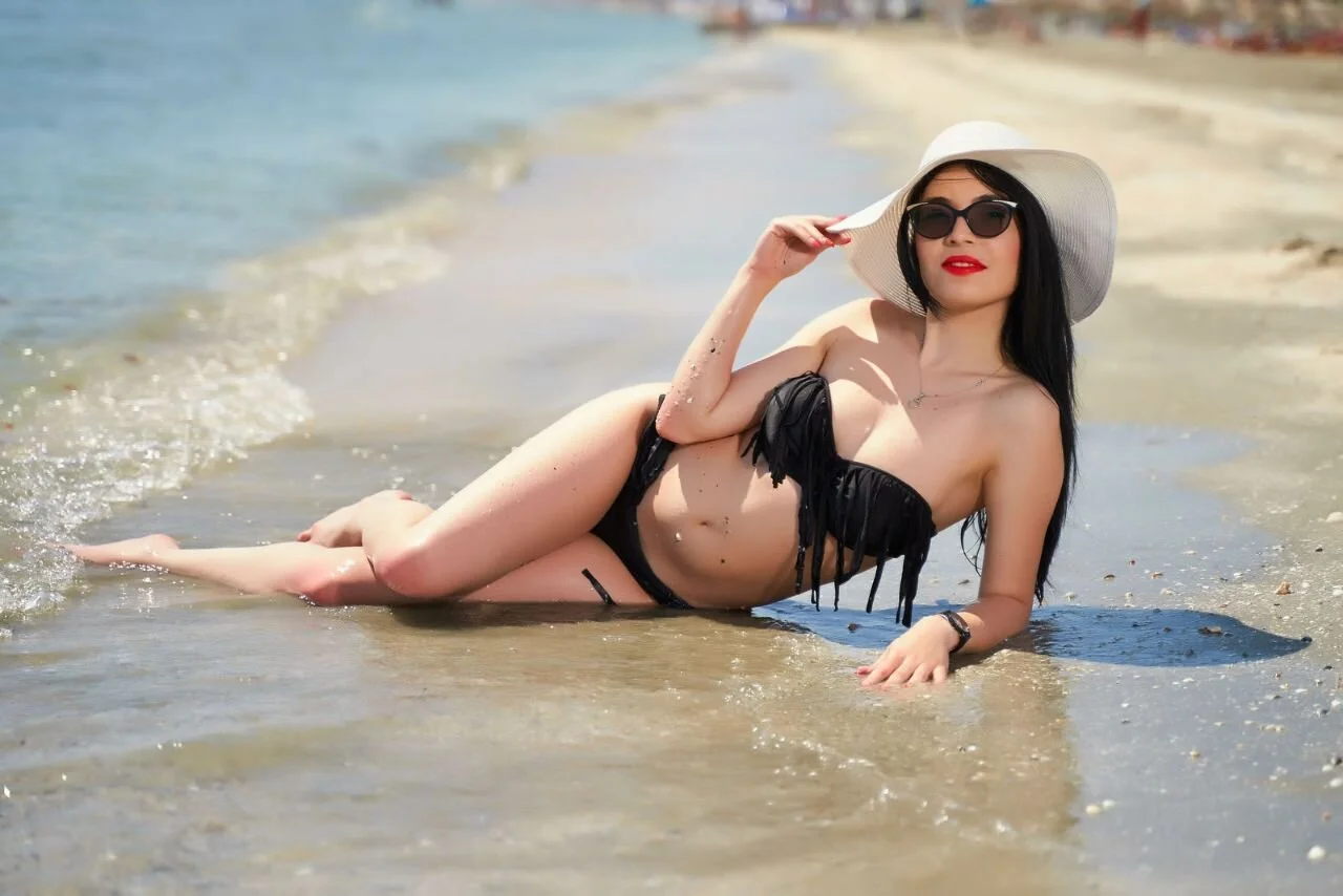 XXX Porn Photo of Nude GreyLunna 26