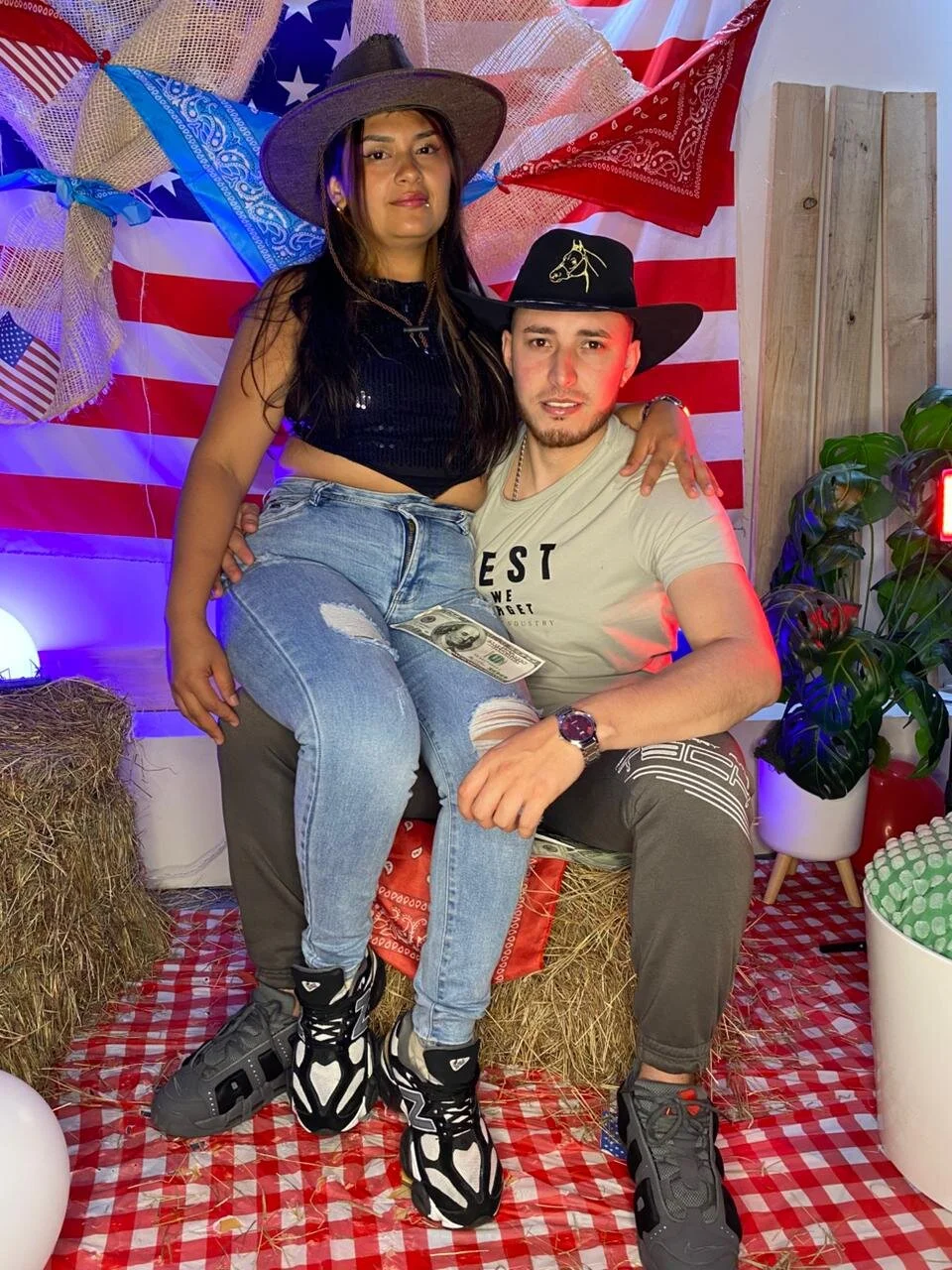 XXX Porn Photo of Nude Luna_and_Jacksonn 11