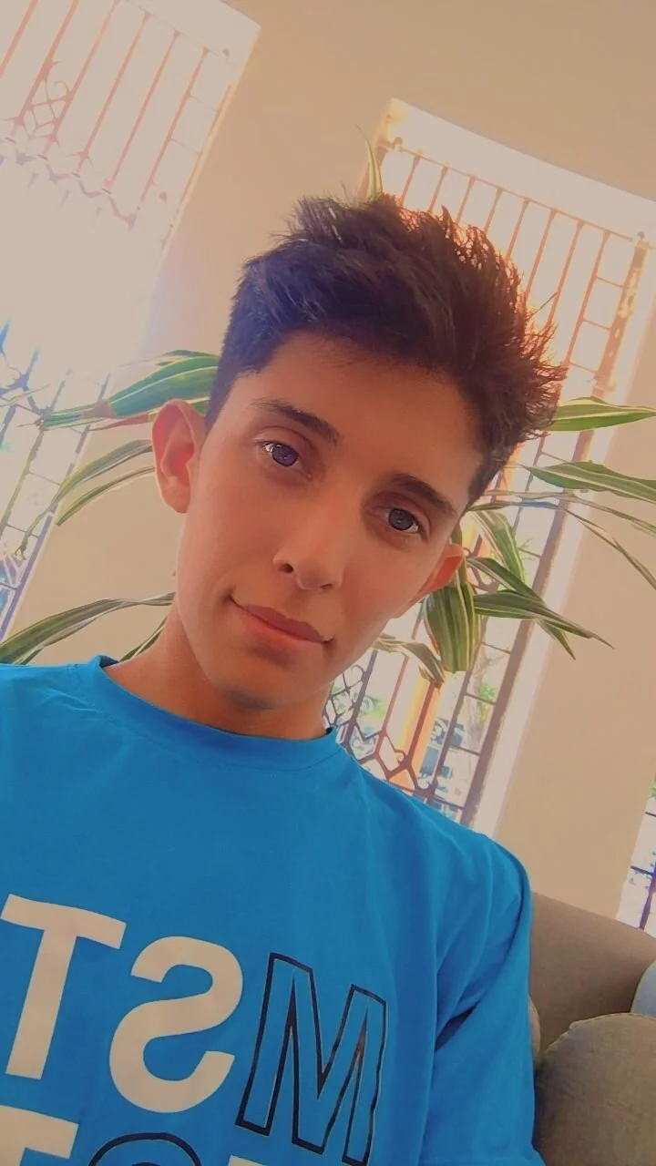 XXX Porn Photo of Nude gomitaboy1 32