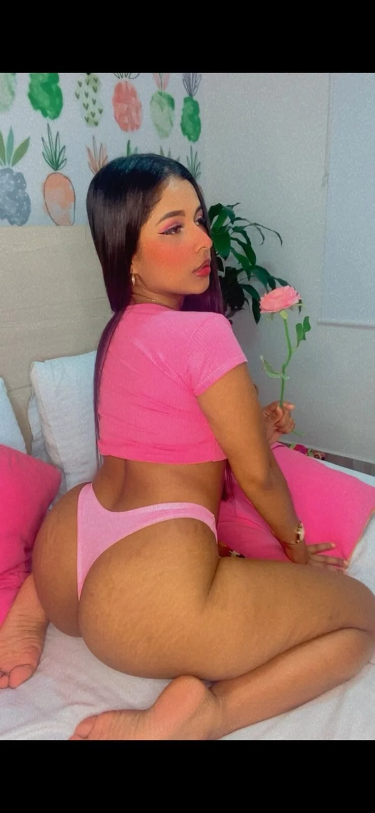 XXX Porn Photo of Nude charlotte_250 16