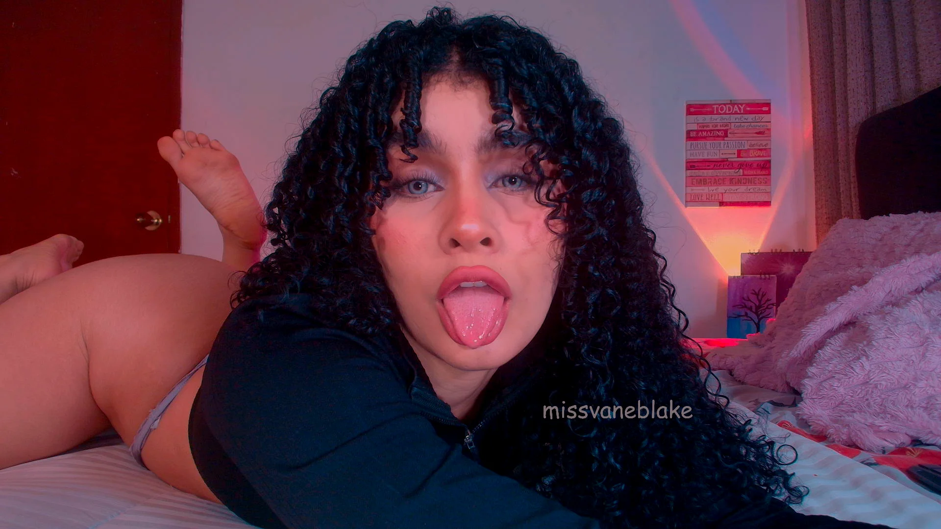 XXX Porn Photo of Nude missvaneblake 73