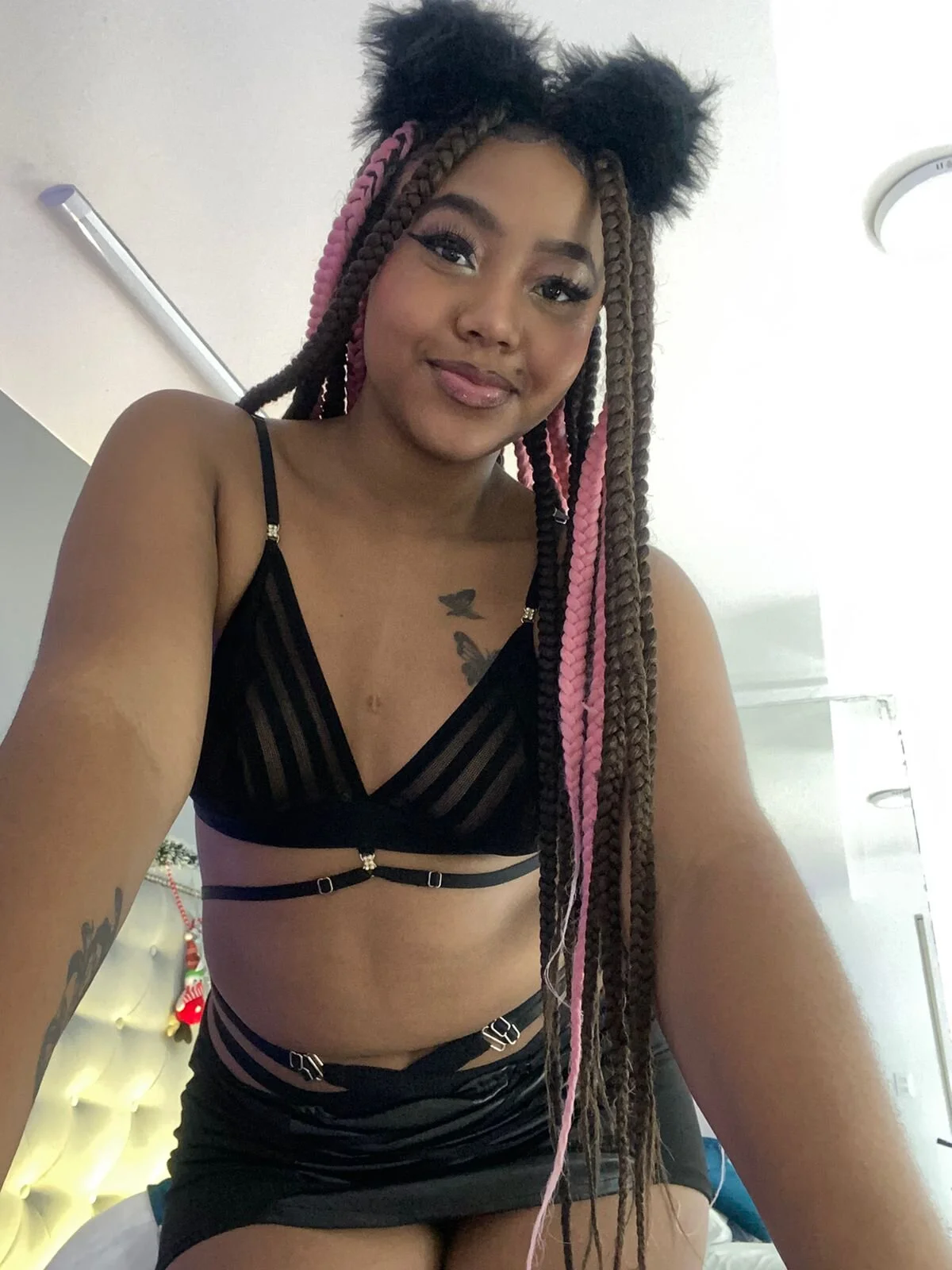 XXX Porn Photo of Nude AngelaRoberts 60