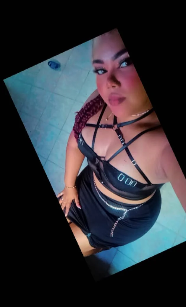 XXX Porn Photo of Nude luciHornyGIRL 2