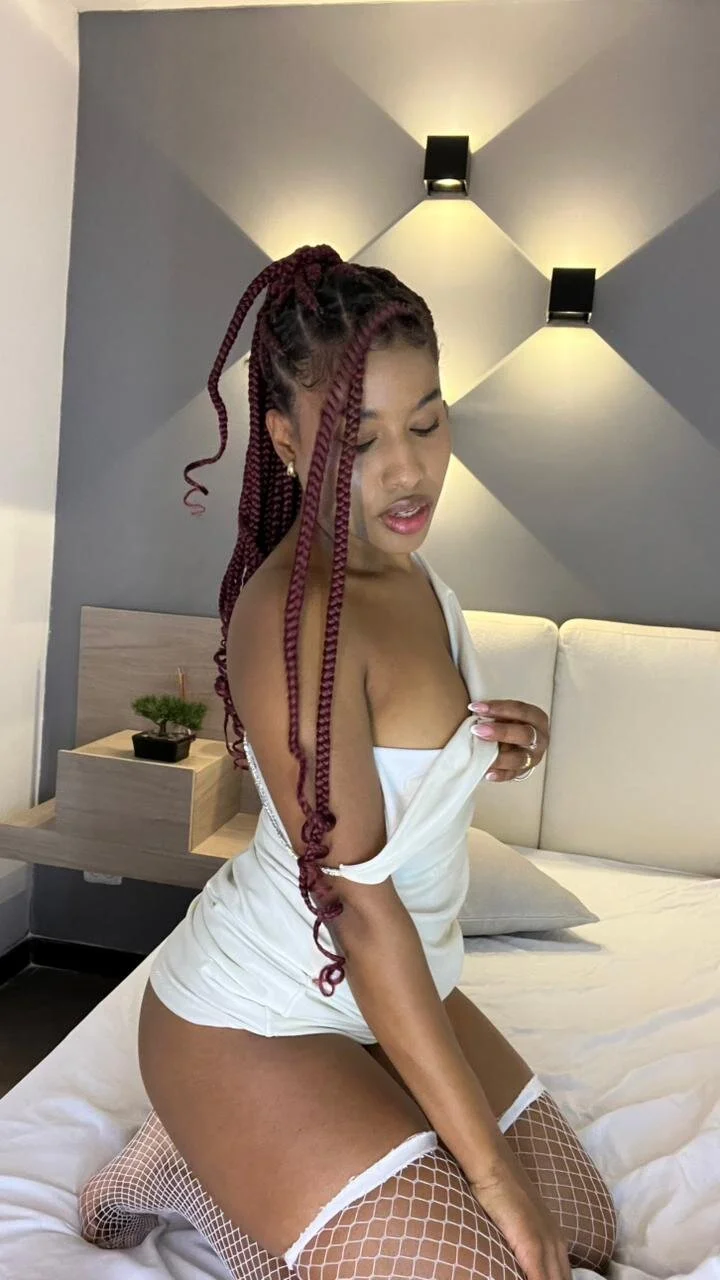 XXX Porn Photo of Nude selena_monroy 52
