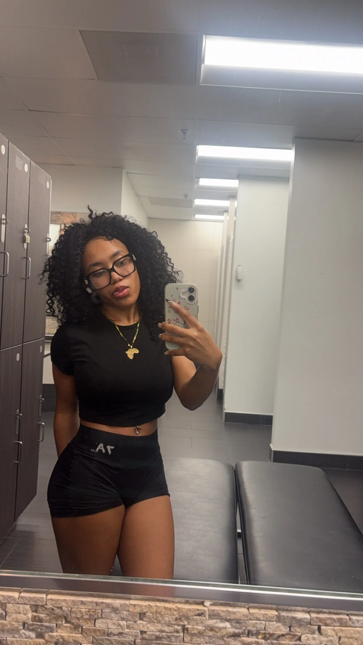 XXX Porn Photo of Nude lifeoftt_19xx 135