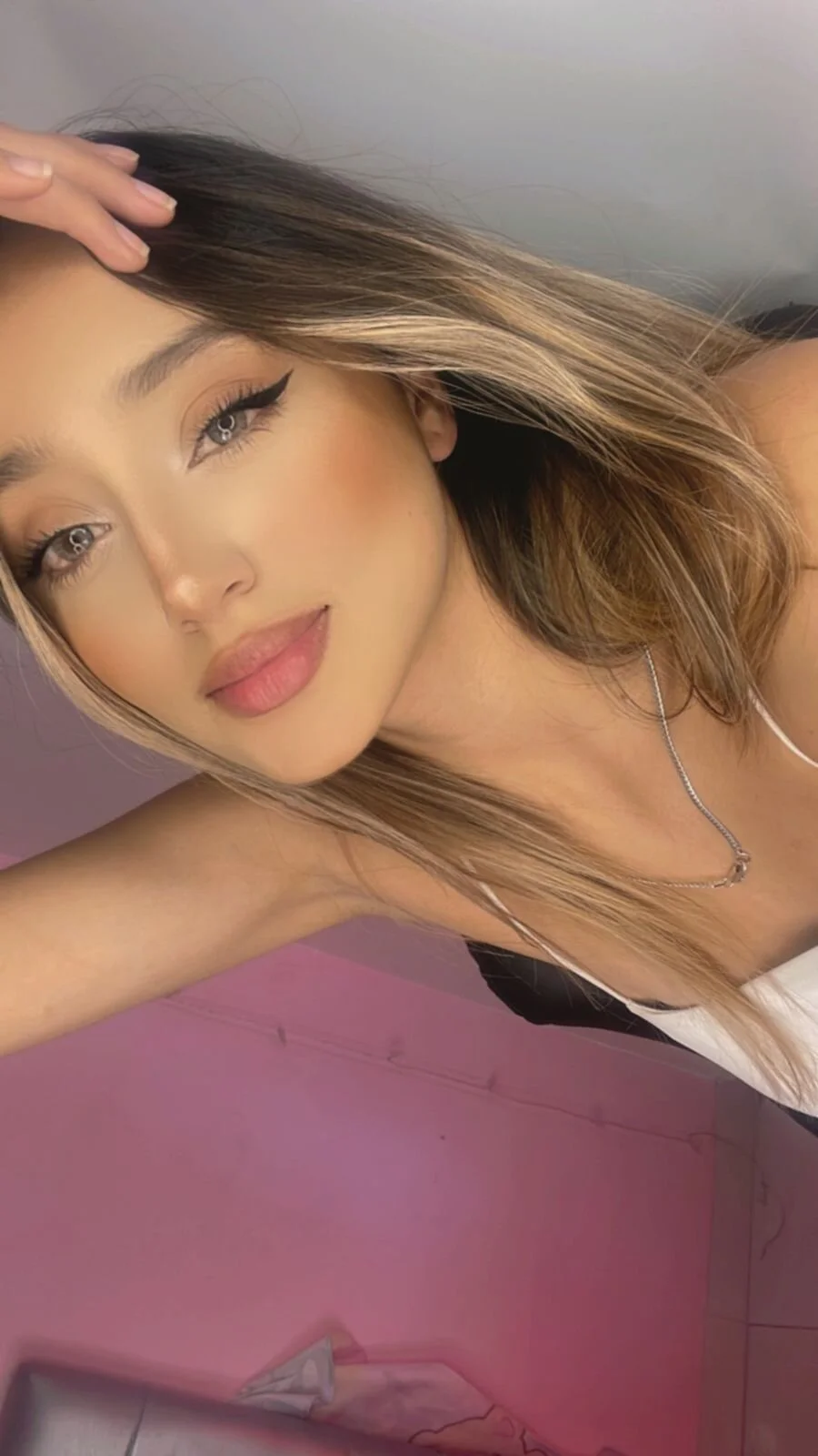 XXX Porn Photo of Nude April_se 28