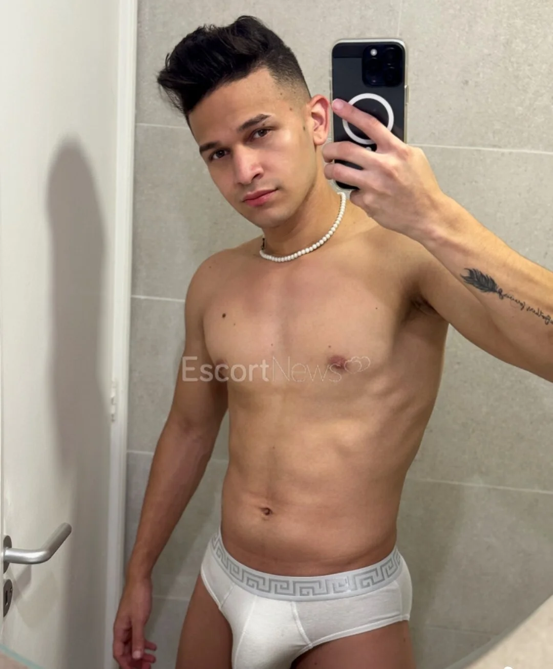 XXX Porn Photo of Nude POWERENZO 2