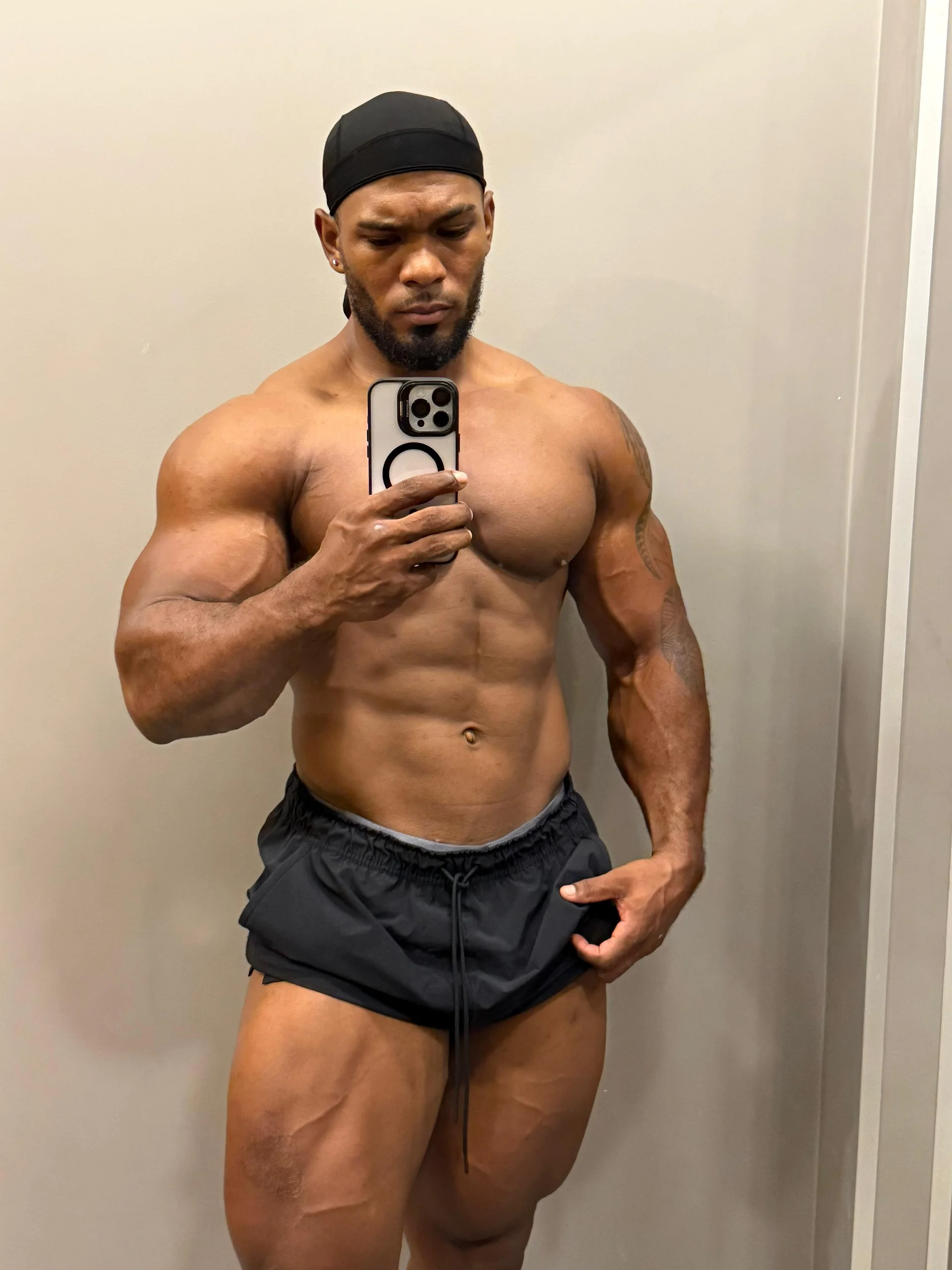 XXX Porn Photo of Nude Tyler_Waka01 8