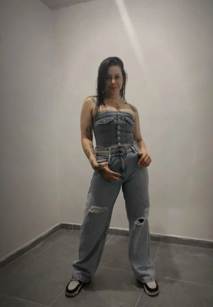 XXX Porn Photo of Nude DaisyMouiet 6
