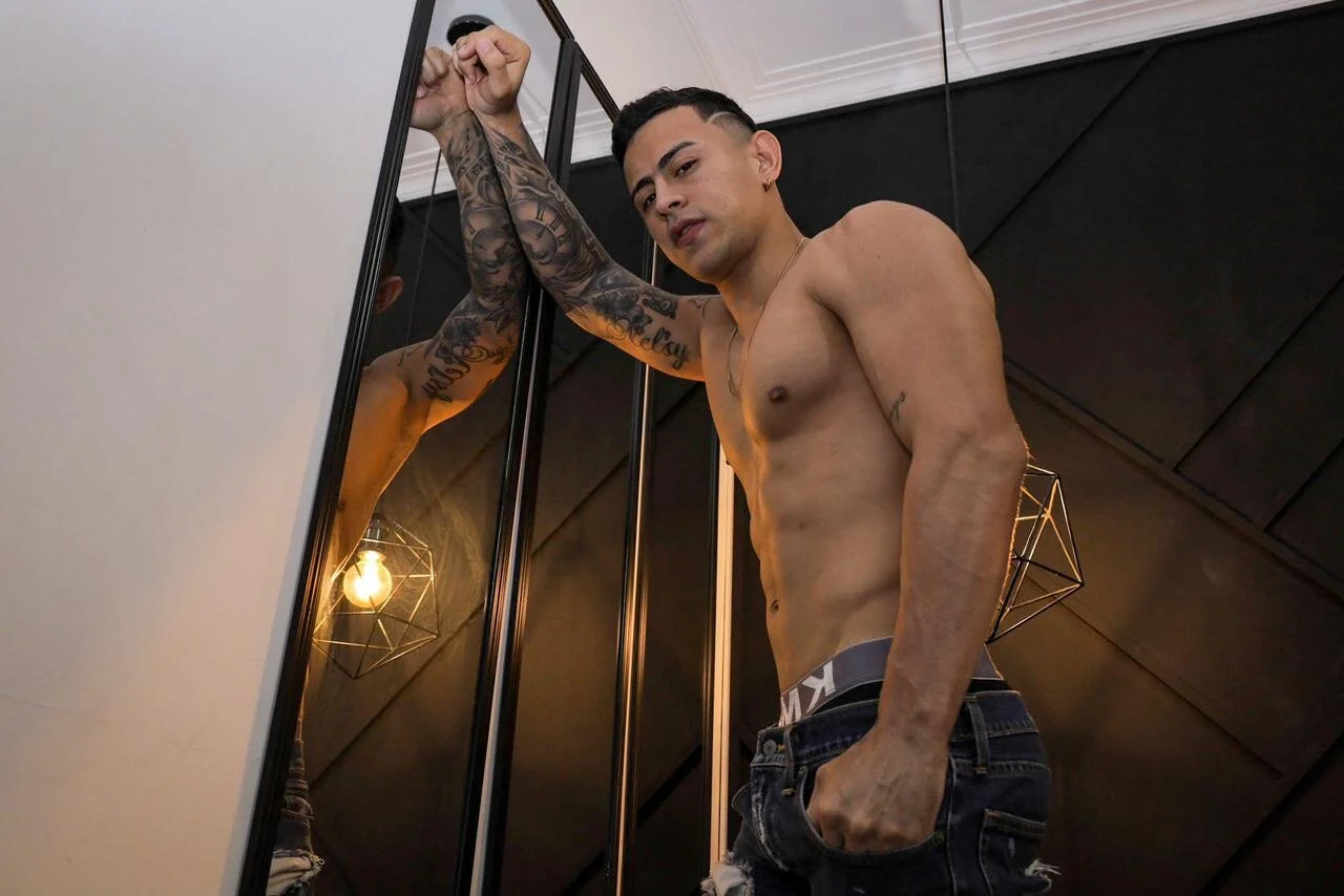 XXX Porn Photo of Nude Tristan-bm 19