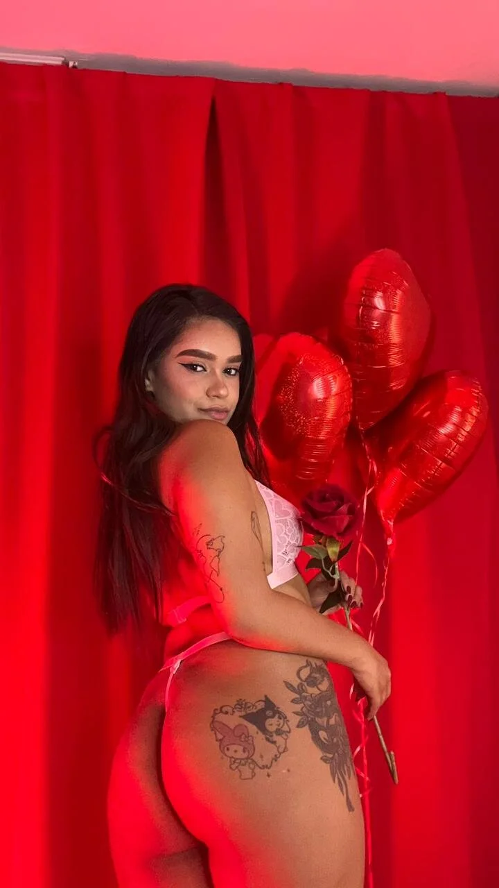 XXX Porn Photo of Nude coraline_v 30