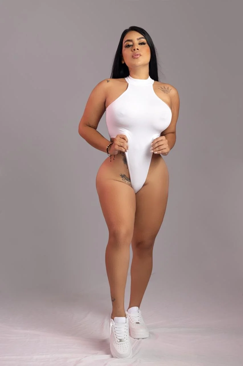 XXX Porn Photo of Nude AilinRose 4