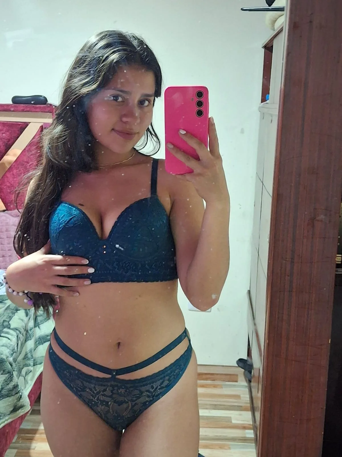 XXX Porn Photo of Nude Emilia_love_a 1
