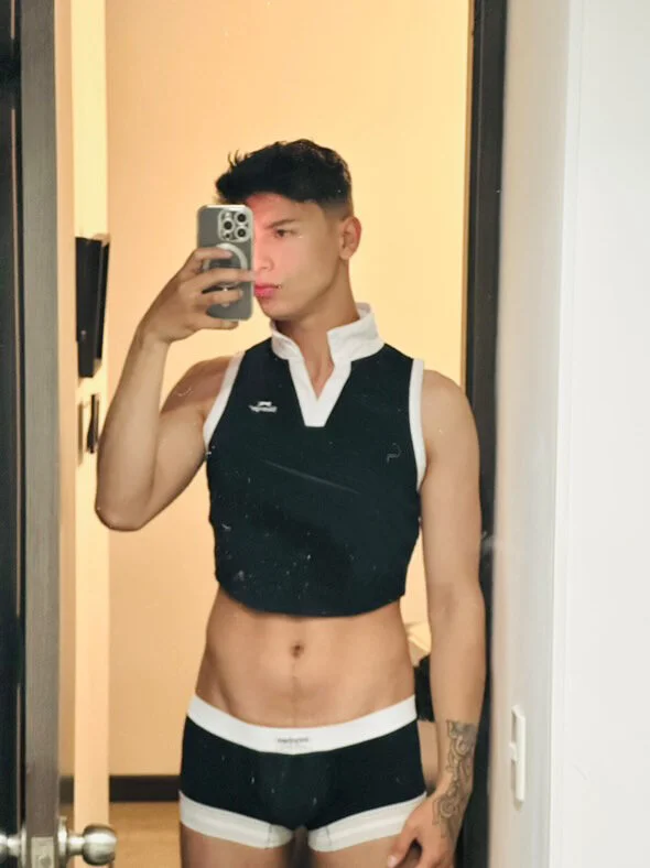 XXX Porn Photo of Nude I_Gabriel 4