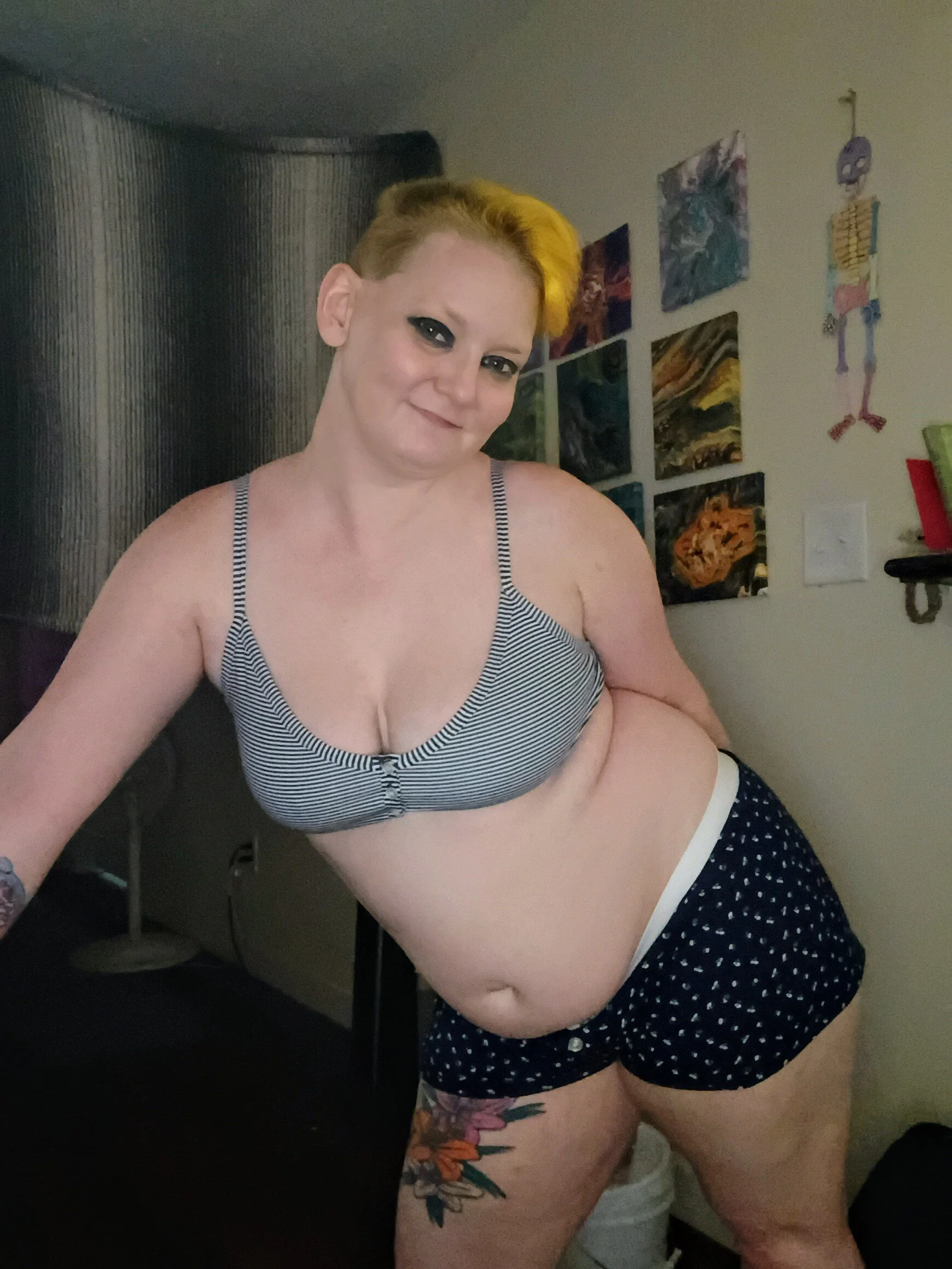 XXX Porn Photo of Nude Mellyjellygoddess420 3