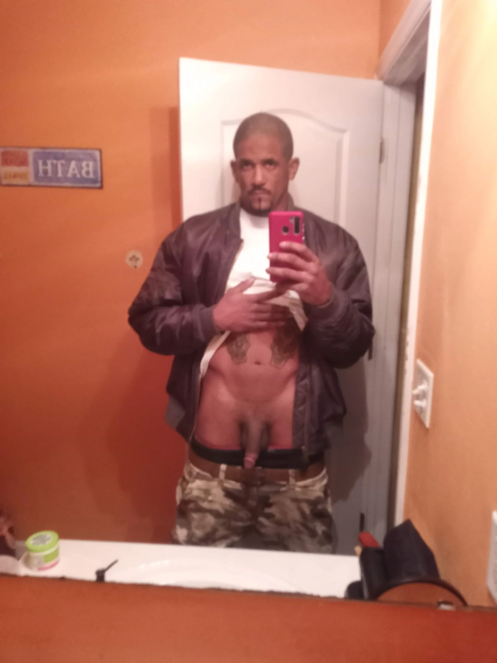 XXX Porn Photo of Nude SoUnloveable 11